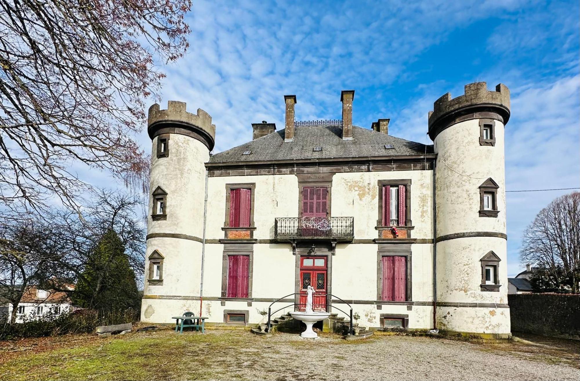 Le Chateau Giat Buitenkant foto