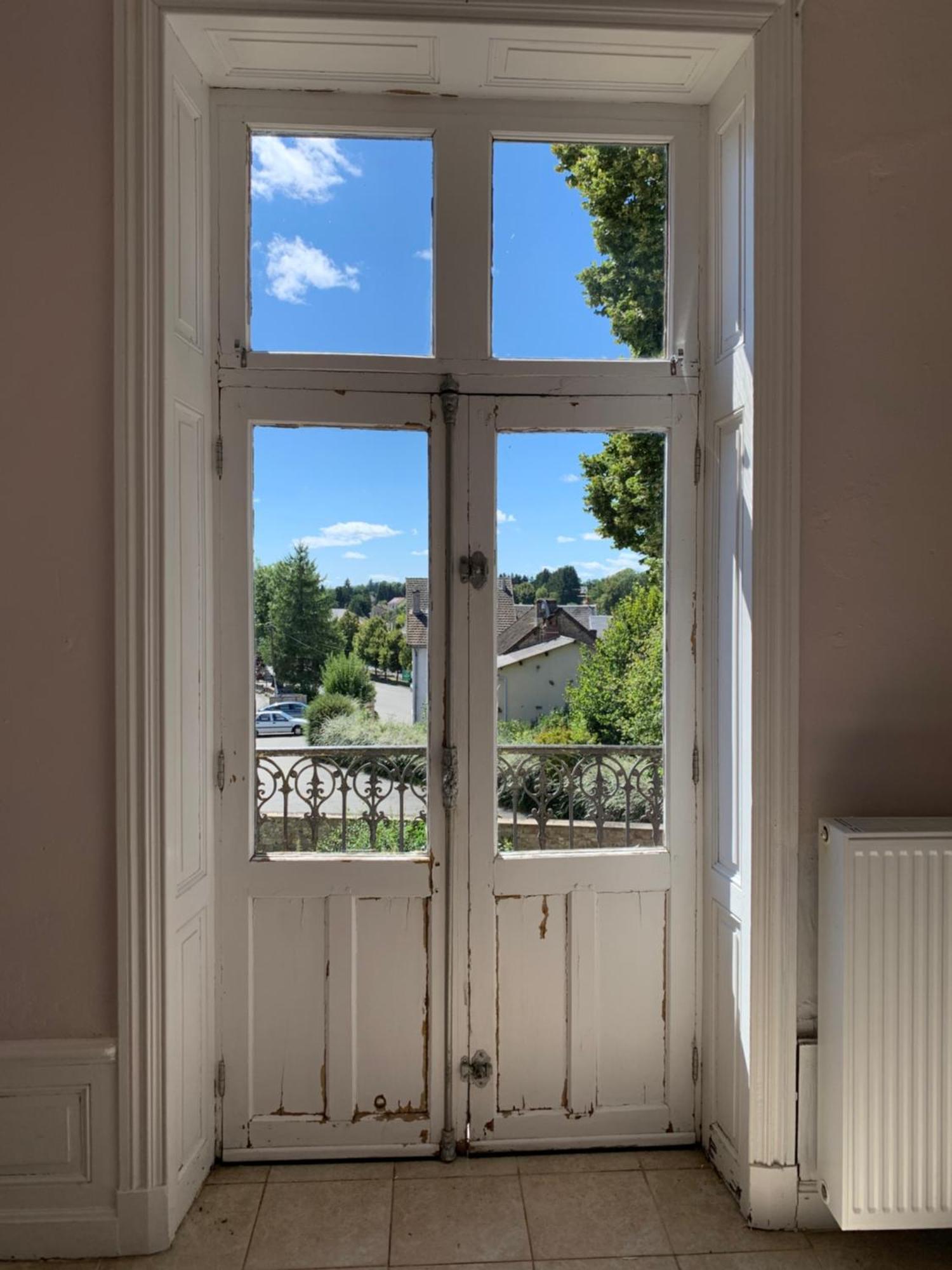 Le Chateau Giat Buitenkant foto