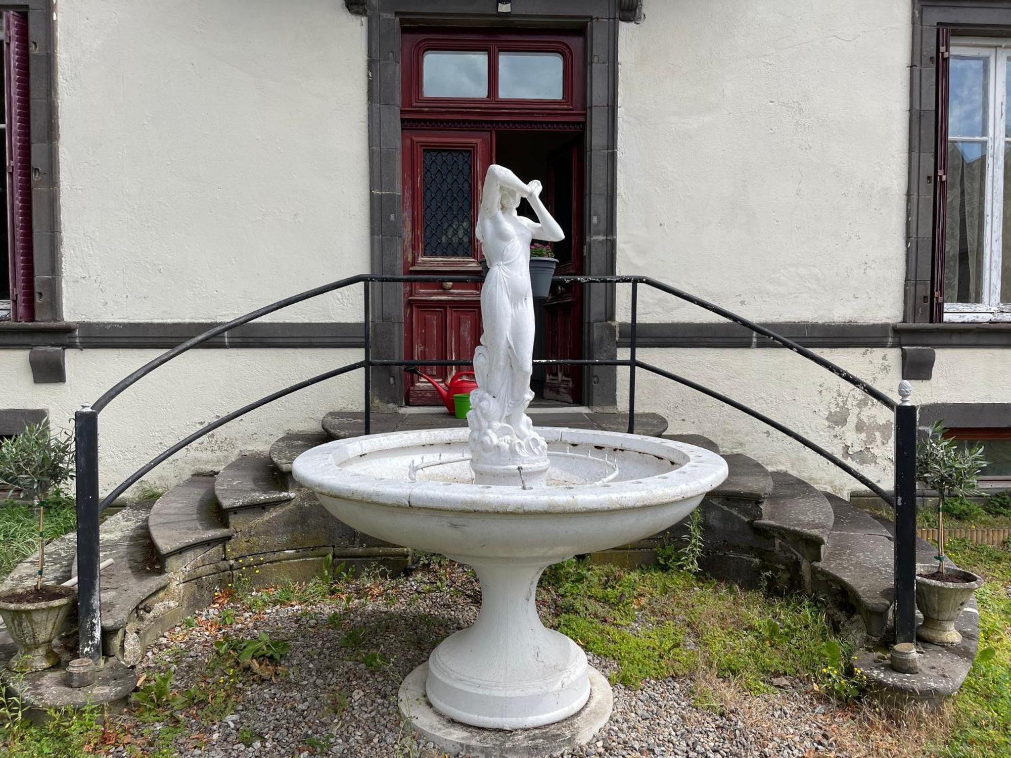 Le Chateau Giat Buitenkant foto